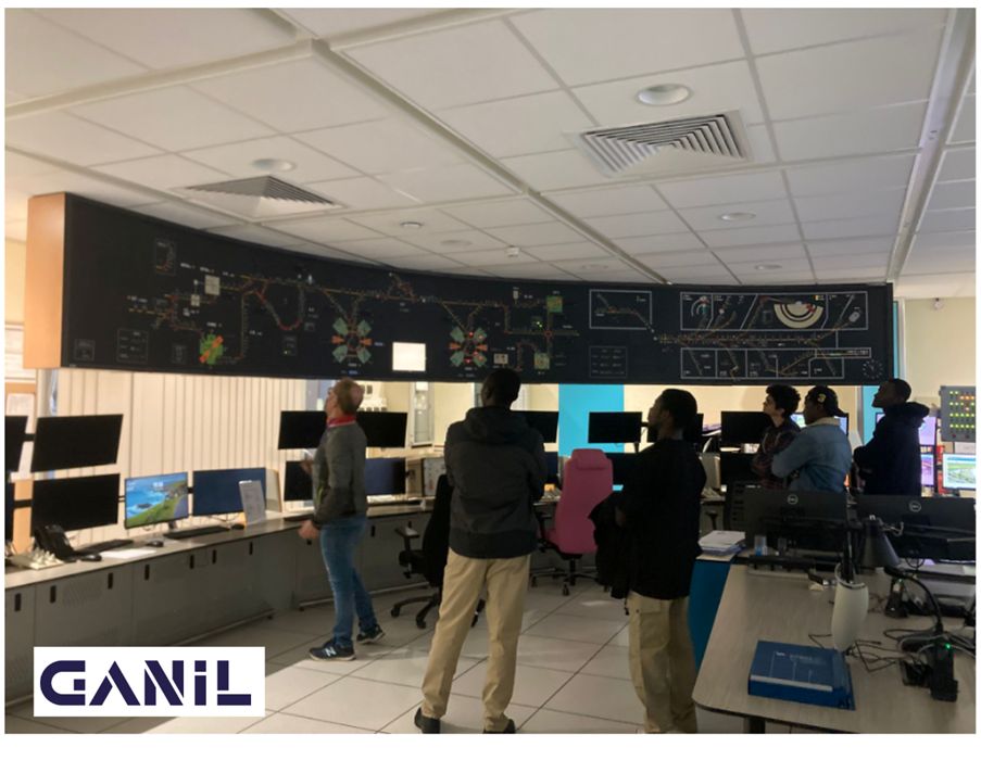 Legende : Centre de commande du complexe GANIL.png